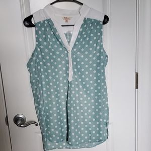 NWOT Myrtlewood blouse- size M
